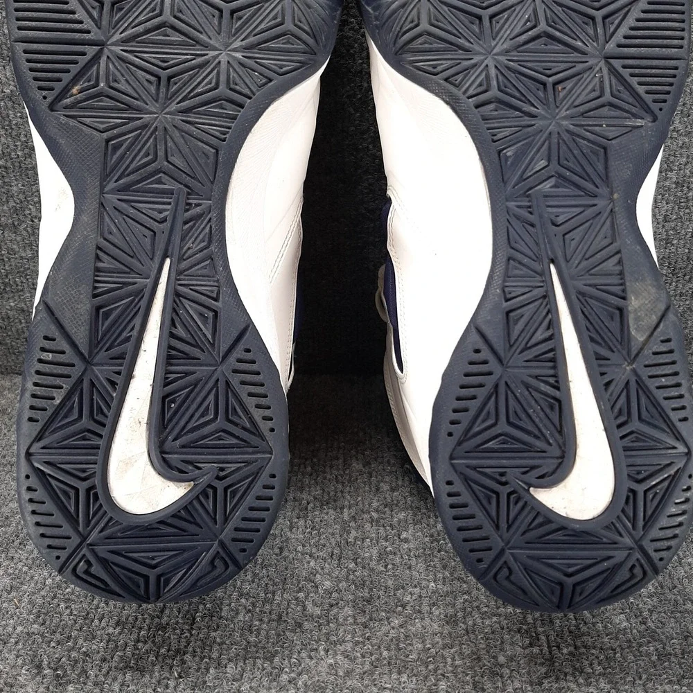 Nike LeBron James White Navy Blue Size 15 US Mens 599263-101